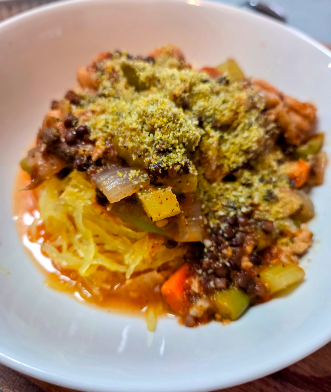 You are currently viewing Spaghetti Squash with Lentil Bolognese